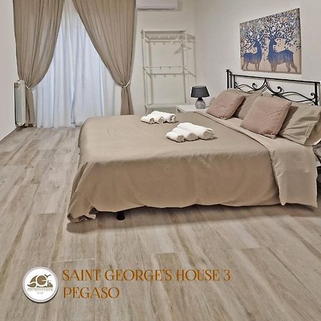 Saint George'S House 3 Bari Apartment Bagian luar foto