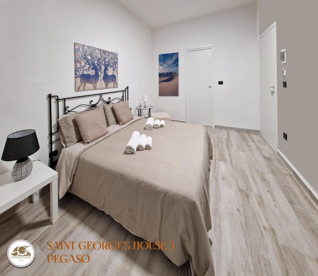 Saint George'S House 3 Bari Apartment Bagian luar foto