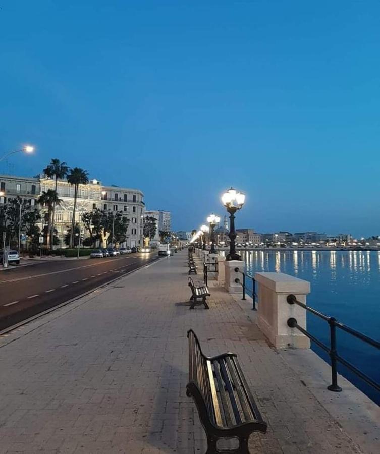 Saint George'S House 3 Bari Apartment Bagian luar foto