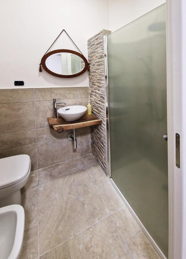 Saint George'S House 3 Bari Apartment Bagian luar foto